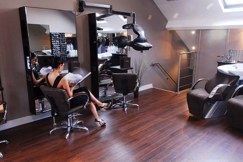 Headfirst-the-hair-specialist-in-leeds